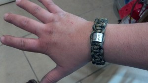 duck band survival braclelet on wrist